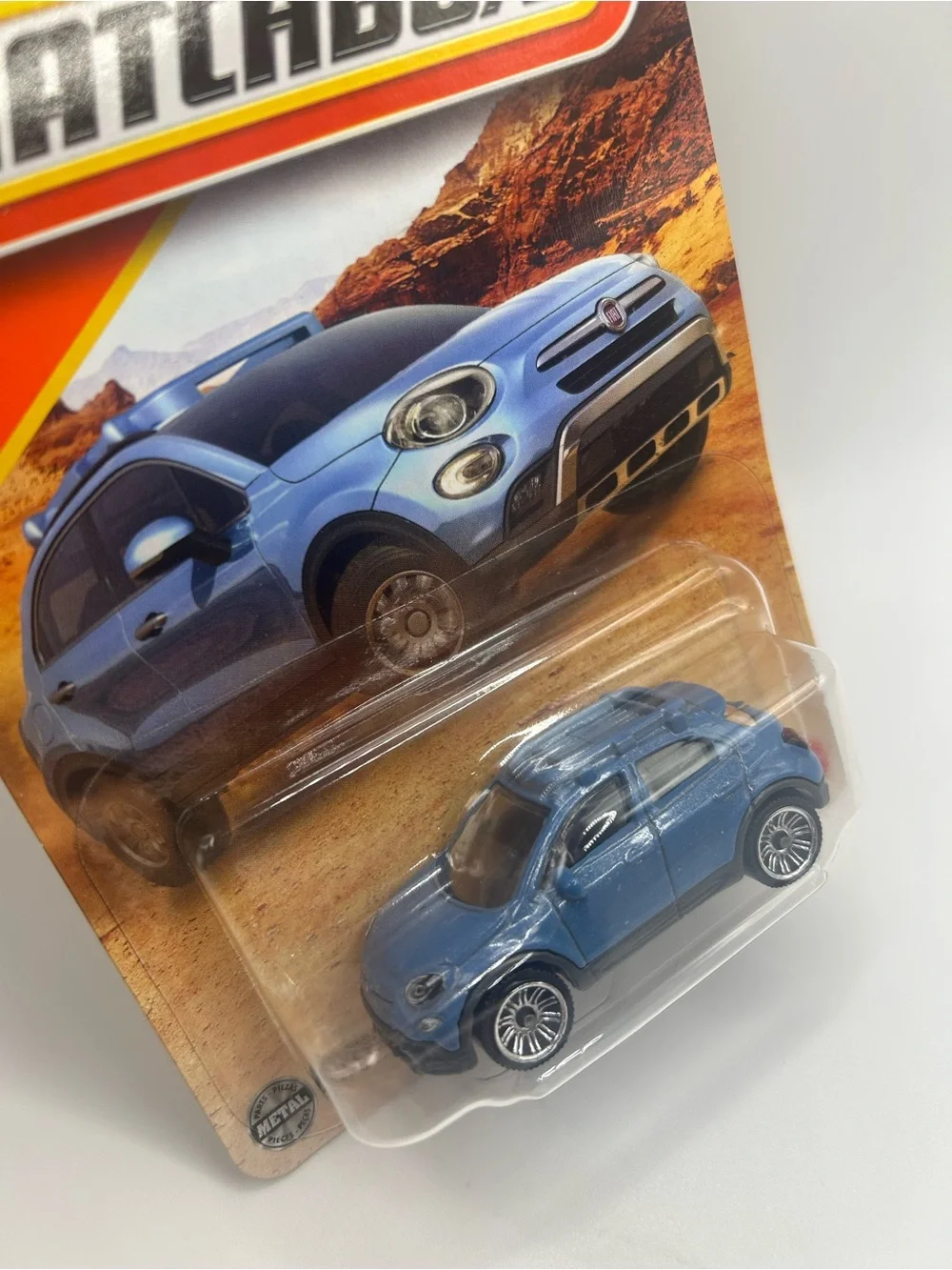 Matchbox 2016 Fiat 500X cars in Yellow & Blue